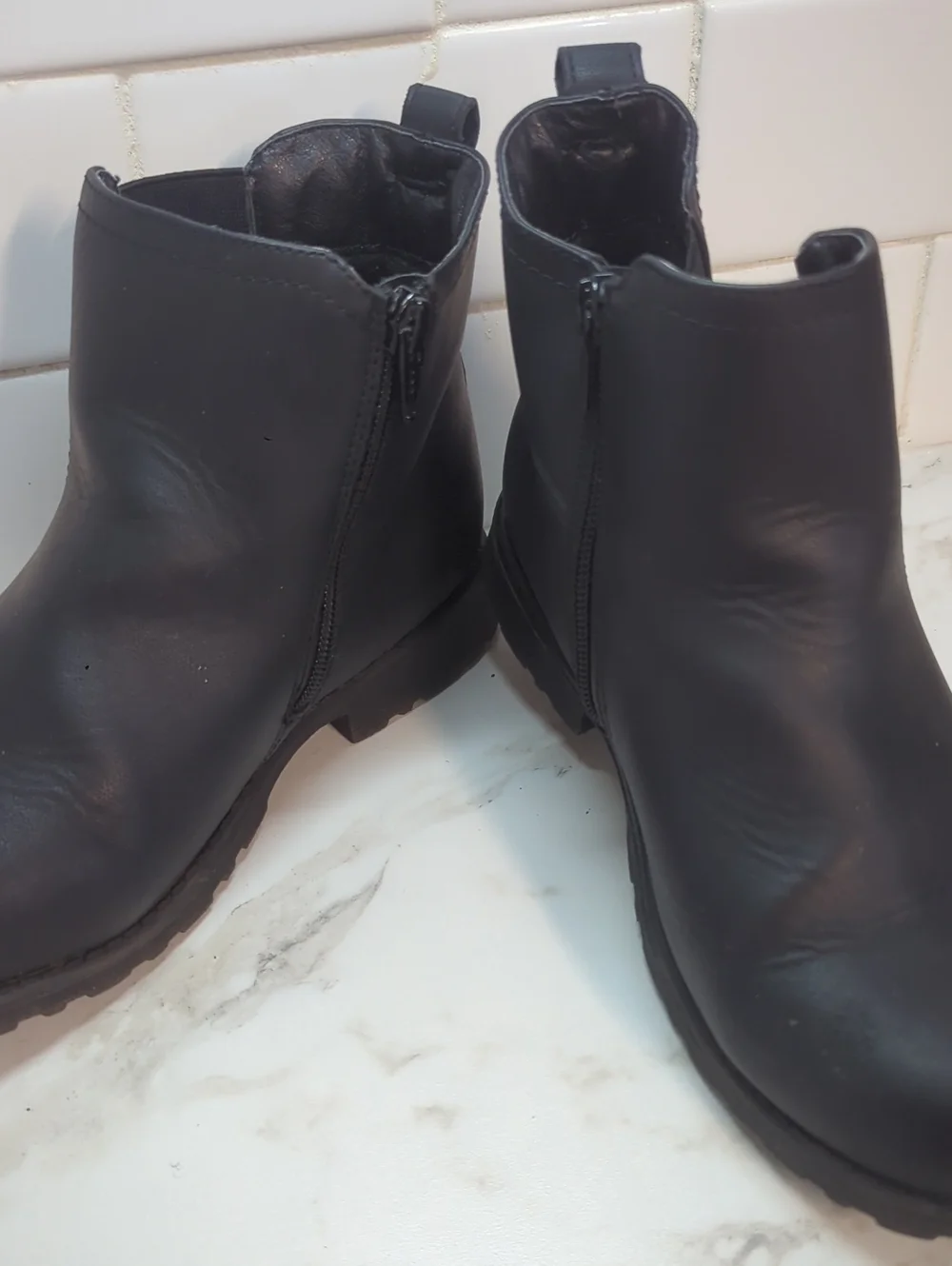KIDS BOOTS